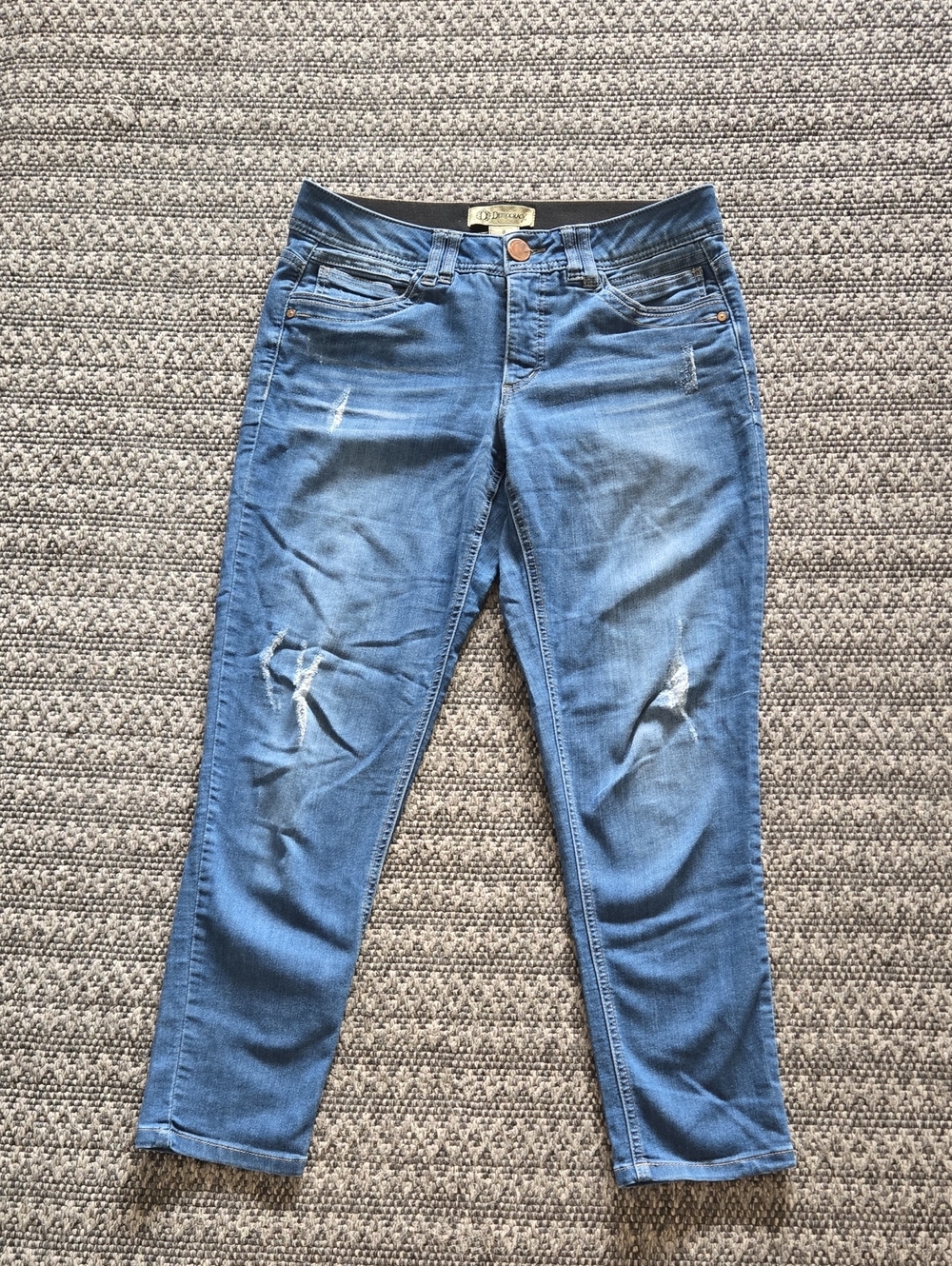 Democracy Women's Medium Blue Skinny Jeans with Light Distressing